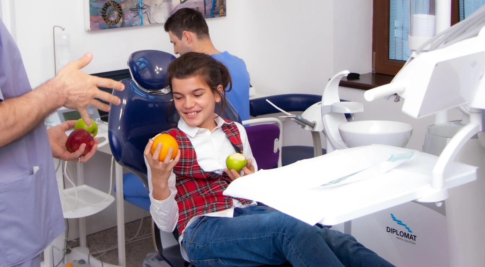 Erupția dentară la copii fiziologie, semne clinice și management